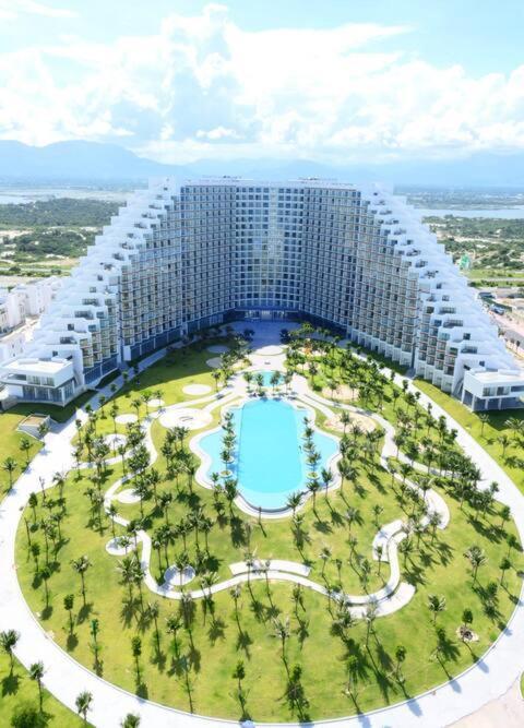 Rosemary Home At Bai Dai Beach Nha Trang - Seaview Condo Near Int'T Cam Ranh Airport Dış mekan fotoğraf